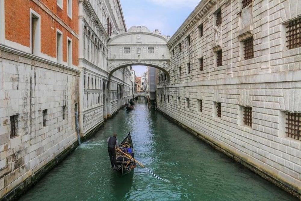 Hotel Amba Alagi Marghera Bagian luar foto